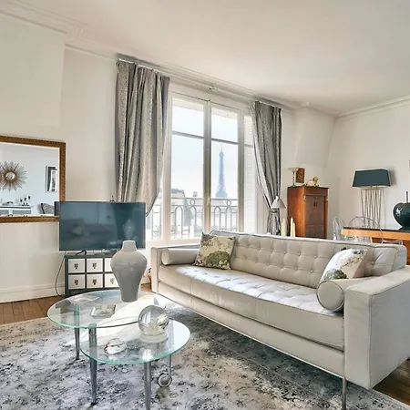 Charming With Eiffel Tower View Apartamento París